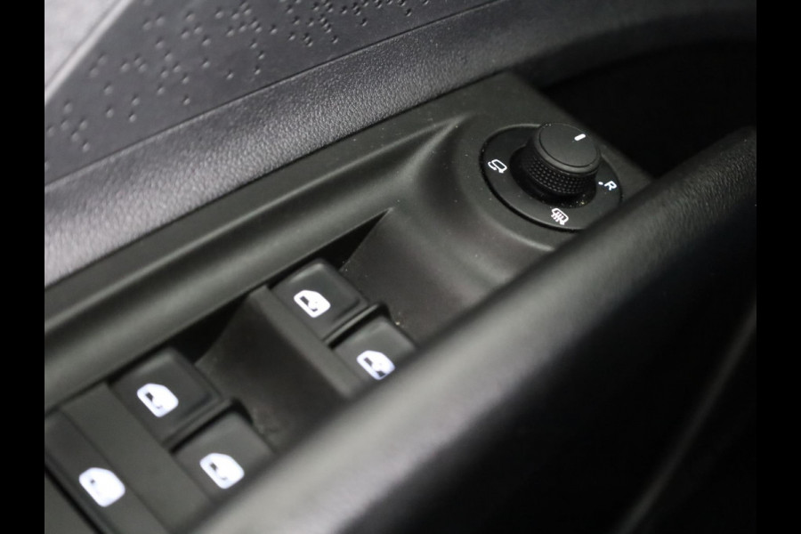 Škoda Enyaq 60 Selection 180pk | Navigatie | 21 inch Lichtmetalen velgen | Parkeercamera | Cruise controle