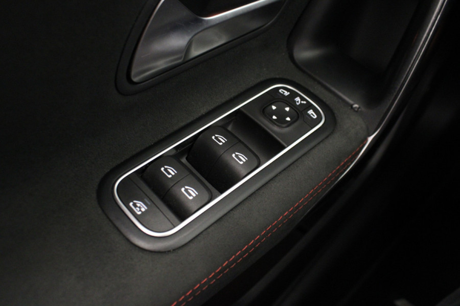 Mercedes-Benz A-Klasse 220 Launch Edition Premium AMG Pano