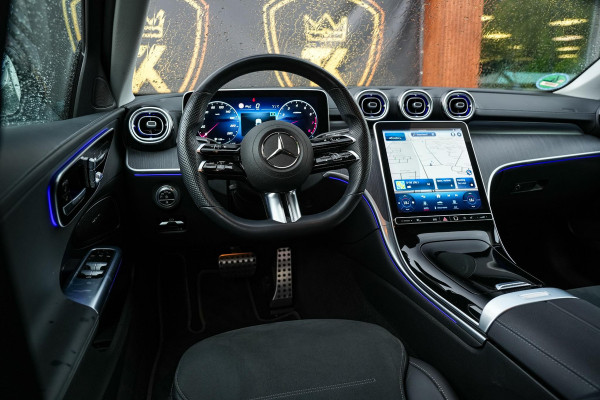 Mercedes-Benz C-Klasse C300 279PK AMG 360 Camera Navigatie Ambient DAB+ Leer Stoelverw. Side Assist