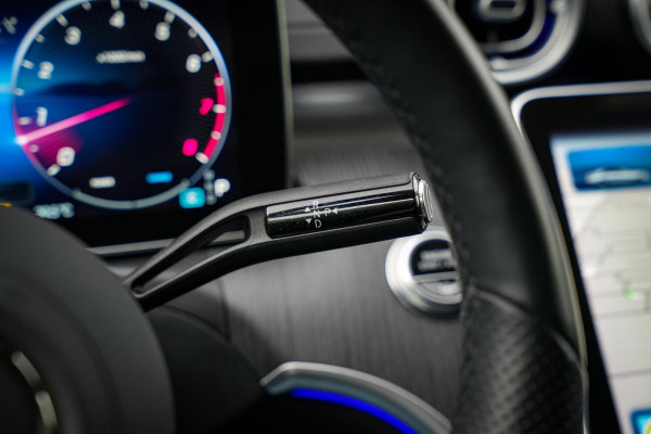 Mercedes-Benz C-Klasse C300 279PK AMG 360 Camera Navigatie Ambient DAB+ Leer Stoelverw. Side Assist