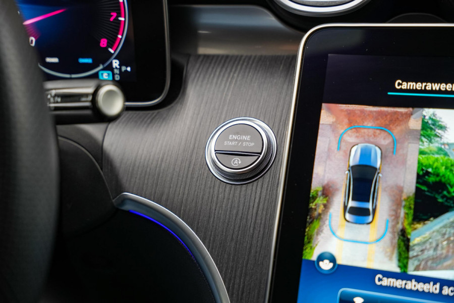 Mercedes-Benz C-Klasse C300 279PK AMG 360 Camera Navigatie Ambient DAB+ Leer Stoelverw. Side Assist