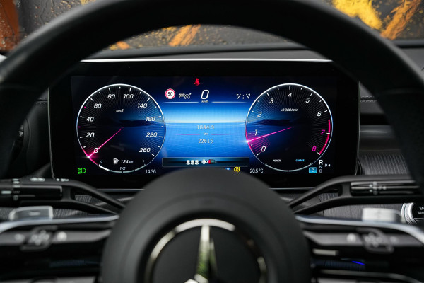 Mercedes-Benz C-Klasse C300 279PK AMG 360 Camera Navigatie Ambient DAB+ Leer Stoelverw. Side Assist