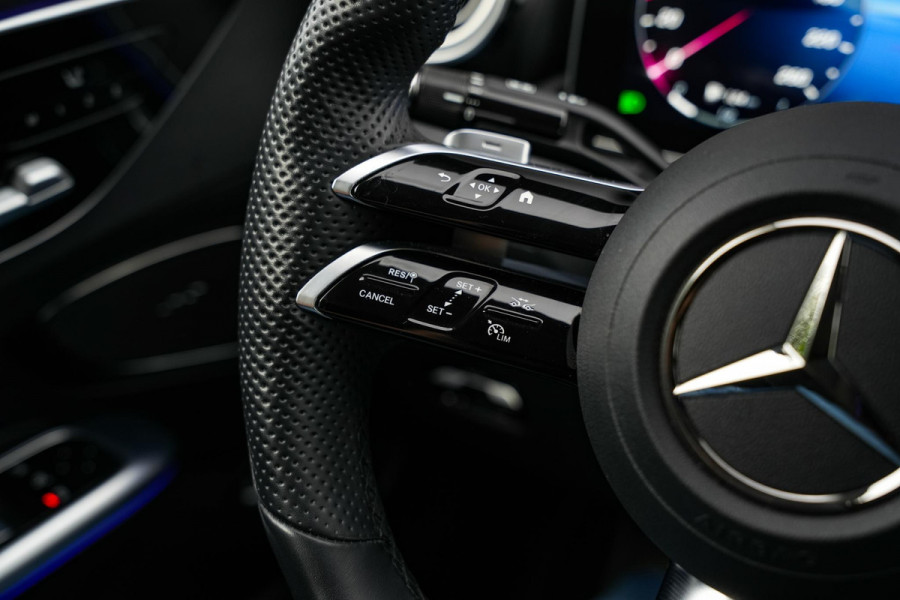 Mercedes-Benz C-Klasse C300 279PK AMG 360 Camera Navigatie Ambient DAB+ Leer Stoelverw. Side Assist