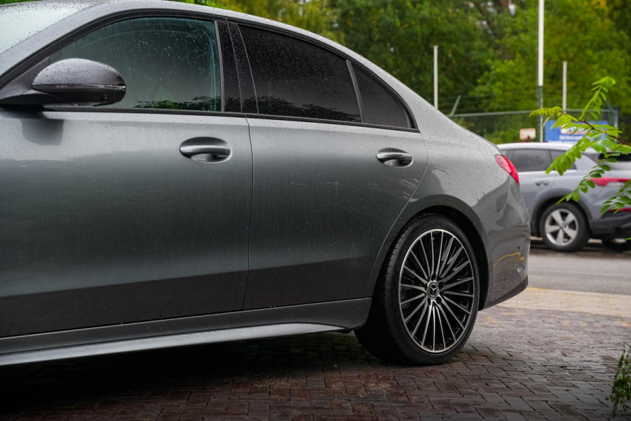 Mercedes-Benz C-Klasse C300 279PK AMG 360 Camera Navigatie Ambient DAB+ Leer Stoelverw. Side Assist