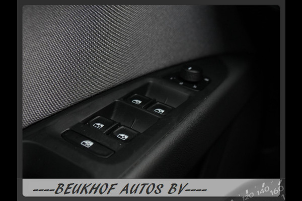 Seat Leon 1.0 TSI Style Ultimate Edition Camera Carplay Navi Seat Leon 1.0 TSI Style Ultimate Edition Camera Carplay Navi