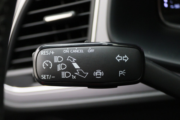 Seat León ST 1.0 EcoTSI Style Business Intense Automaat Virtual Cockpit, Apple Carplay, Keyless, Lane Assist, Trekhaak, PDC