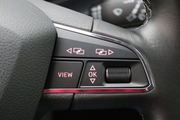 Seat León ST 1.0 EcoTSI Style Business Intense Automaat Virtual Cockpit, Apple Carplay, Keyless, Lane Assist, Trekhaak, PDC