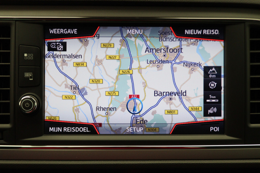 Seat León ST 1.0 EcoTSI Style Business Intense Automaat Virtual Cockpit, Apple Carplay, Keyless, Lane Assist, Trekhaak, PDC