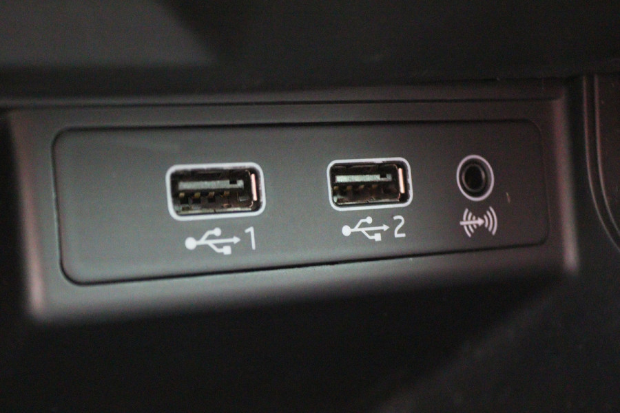 Seat León ST 1.0 EcoTSI Style Business Intense Automaat Virtual Cockpit, Apple Carplay, Keyless, Lane Assist, Trekhaak, PDC