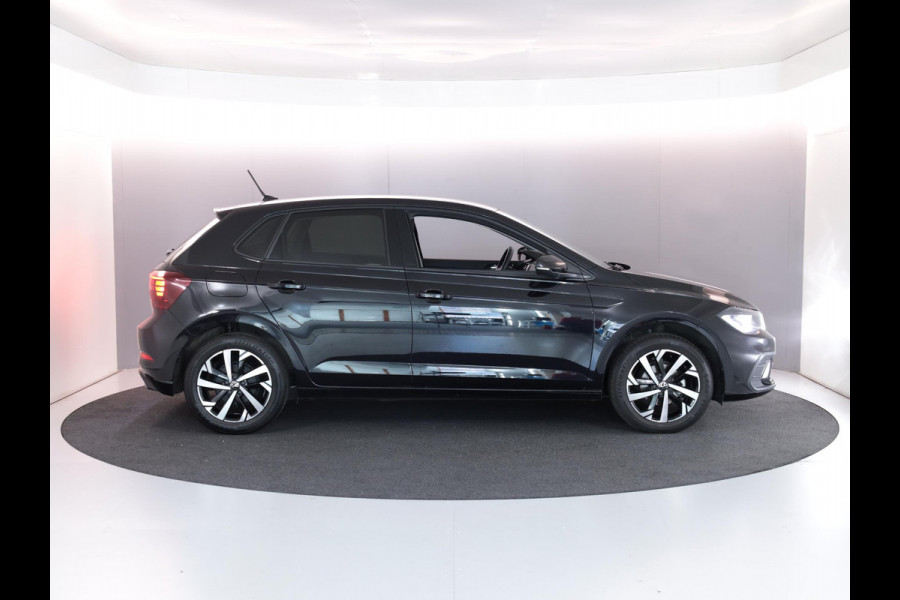 Volkswagen Polo 1.0 TSI Life Edition 95 pk Automaat (DSG) | Verlengde garantie | Navigatie via App | Parkeersensoren | Achteruitrijcamera | Stoelverwarming |