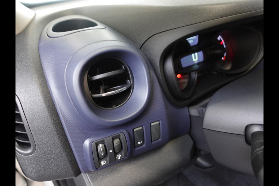 Opel Vivaro Combi 1.6 CDTI L1H1 9-PERSOONS Personenbus Incl. BTW/Bpm Airco Bluetooth