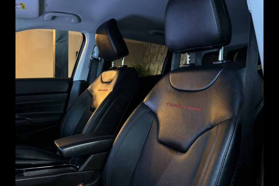 Jeep Compass 4xe 240 Plug-in Hybrid Trail Rated 4x4 Garantie Memory 360 Stoelventilatie Carplay Blindspot StuurVW StoelVW Rijklaar