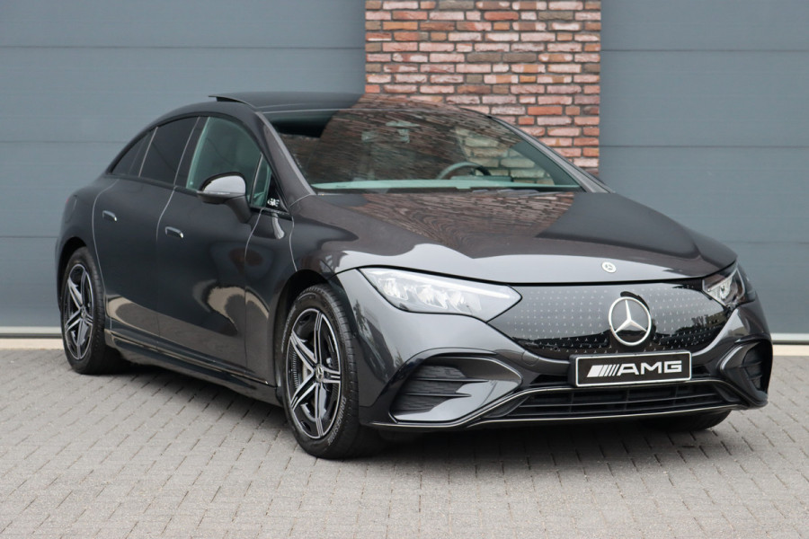 Mercedes-Benz EQE 300 AMG Line 89 kWh | Distronic | Panoramadak | Burmester | Dodehoekassistent | Memory | Warmtepomp | Camera | Rijassistentiepakket | Keyless Go |