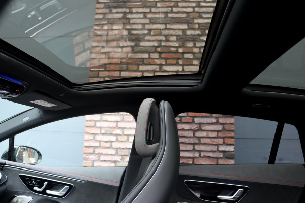 Mercedes-Benz EQE 300 AMG Line 89 kWh | Distronic | Panoramadak | Burmester | Dodehoekassistent | Memory | Warmtepomp | Camera | Rijassistentiepakket | Keyless Go |
