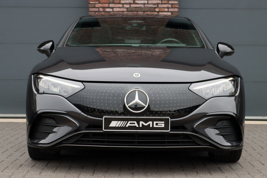 Mercedes-Benz EQE 300 AMG Line 89 kWh | Distronic | Panoramadak | Burmester | Dodehoekassistent | Memory | Warmtepomp | Camera | Rijassistentiepakket | Keyless Go |