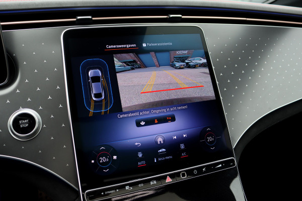 Mercedes-Benz EQE 300 AMG Line 89 kWh | Distronic | Panoramadak | Burmester | Dodehoekassistent | Memory | Warmtepomp | Camera | Rijassistentiepakket | Keyless Go |