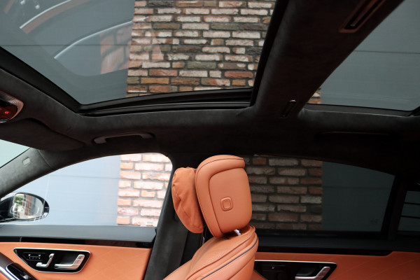 Mercedes-Benz S-Klasse 580 e Lang AMG Line Premium+ | Airmatic | Distronic+ | 3D-Display | MBUX Tablet | Digital Light | Stoelventilatie | Verwarmd Stuurwiel | Massage | HUD | Vlakkenverwarming | Mercedes-Benz S-Klasse 580 e Lang AMG Line Premium+ | Airmatic | Distronic+ | 3D-Display | MBUX Tablet | Digital Light | Stoelventilatie | Verwarmd Stuurwiel | Massage | HUD | Vlakkenverwarming |