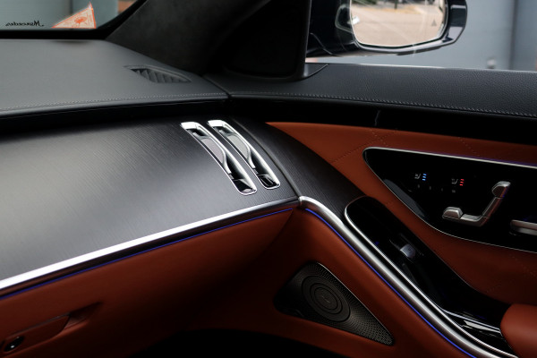 Mercedes-Benz S-Klasse 580 e Lang AMG Line Premium+ | Airmatic | Distronic+ | 3D-Display | MBUX Tablet | Digital Light | Stoelventilatie | Verwarmd Stuurwiel | Massage | HUD | Vlakkenverwarming | Mercedes-Benz S-Klasse 580 e Lang AMG Line Premium+ | Airmatic | Distronic+ | 3D-Display | MBUX Tablet | Digital Light | Stoelventilatie | Verwarmd Stuurwiel | Massage | HUD | Vlakkenverwarming |