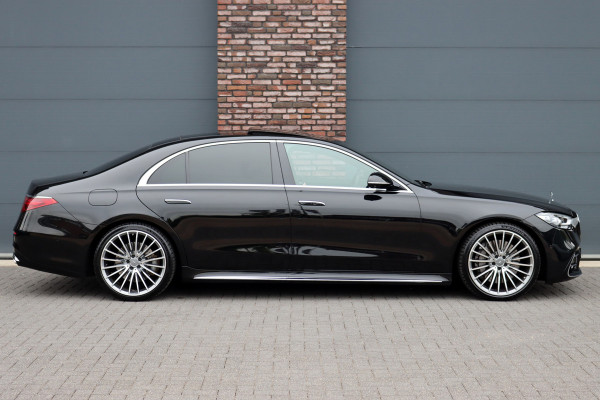 Mercedes-Benz S-Klasse 580 e Lang AMG Line Premium+ | Airmatic | Distronic+ | 3D-Display | MBUX Tablet | Digital Light | Stoelventilatie | Verwarmd Stuurwiel | Massage | HUD | Vlakkenverwarming | Mercedes-Benz S-Klasse 580 e Lang AMG Line Premium+ | Airmatic | Distronic+ | 3D-Display | MBUX Tablet | Digital Light | Stoelventilatie | Verwarmd Stuurwiel | Massage | HUD | Vlakkenverwarming |