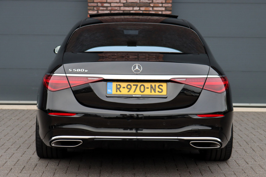 Mercedes-Benz S-Klasse 580 e Lang AMG Line Premium+ | Airmatic | Distronic+ | 3D-Display | MBUX Tablet | Digital Light | Stoelventilatie | Verwarmd Stuurwiel | Massage | HUD | Vlakkenverwarming | Mercedes-Benz S-Klasse 580 e Lang AMG Line Premium+ | Airmatic | Distronic+ | 3D-Display | MBUX Tablet | Digital Light | Stoelventilatie | Verwarmd Stuurwiel | Massage | HUD | Vlakkenverwarming |