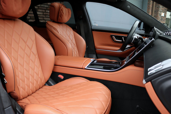 Mercedes-Benz S-Klasse 580 e Lang AMG Line Premium+ | Airmatic | Distronic+ | 3D-Display | MBUX Tablet | Digital Light | Stoelventilatie | Verwarmd Stuurwiel | Massage | HUD | Vlakkenverwarming | Mercedes-Benz S-Klasse 580 e Lang AMG Line Premium+ | Airmatic | Distronic+ | 3D-Display | MBUX Tablet | Digital Light | Stoelventilatie | Verwarmd Stuurwiel | Massage | HUD | Vlakkenverwarming |