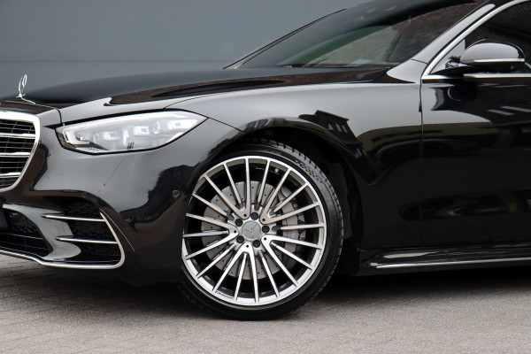 Mercedes-Benz S-Klasse 580 e Lang AMG Line Premium+ | Airmatic | Distronic+ | 3D-Display | MBUX Tablet | Digital Light | Stoelventilatie | Verwarmd Stuurwiel | Massage | HUD | Vlakkenverwarming | Mercedes-Benz S-Klasse 580 e Lang AMG Line Premium+ | Airmatic | Distronic+ | 3D-Display | MBUX Tablet | Digital Light | Stoelventilatie | Verwarmd Stuurwiel | Massage | HUD | Vlakkenverwarming |