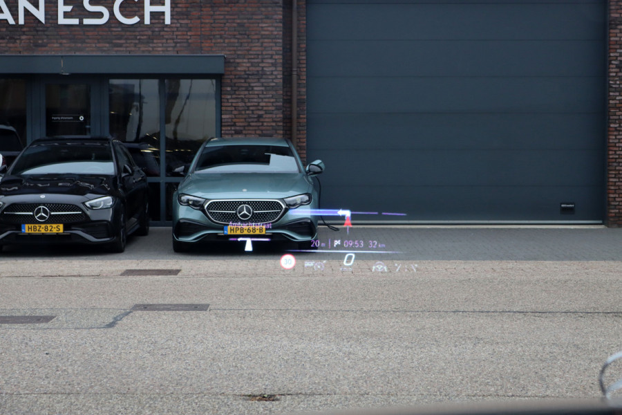 Mercedes-Benz S-Klasse 580 e Lang AMG Line Premium+ | Airmatic | Distronic+ | 3D-Display | MBUX Tablet | Digital Light | Stoelventilatie | Verwarmd Stuurwiel | Massage | HUD | Vlakkenverwarming | Mercedes-Benz S-Klasse 580 e Lang AMG Line Premium+ | Airmatic | Distronic+ | 3D-Display | MBUX Tablet | Digital Light | Stoelventilatie | Verwarmd Stuurwiel | Massage | HUD | Vlakkenverwarming |