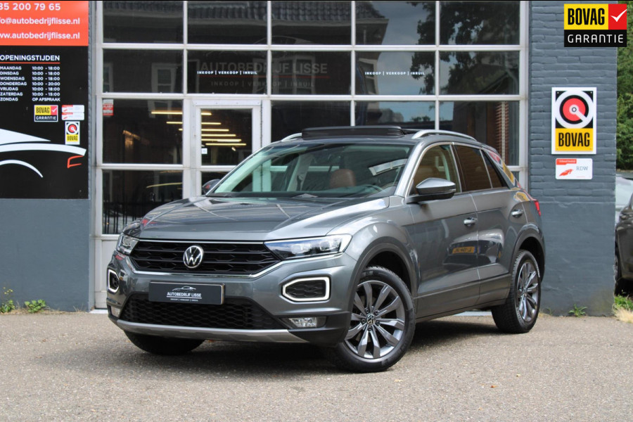 Volkswagen T-Roc 1.0 TSI Style Business Pano Virtual Carplay Volkswagen T-Roc 1.0 TSI Style Business Pano Virtual Carplay