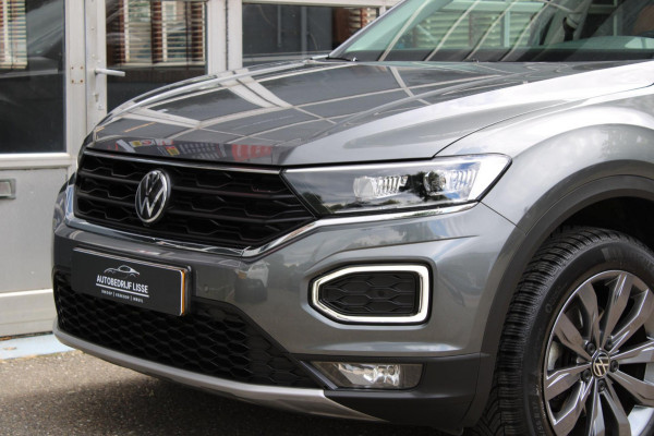Volkswagen T-Roc 1.0 TSI Style Business Pano Virtual Carplay Volkswagen T-Roc 1.0 TSI Style Business Pano Virtual Carplay