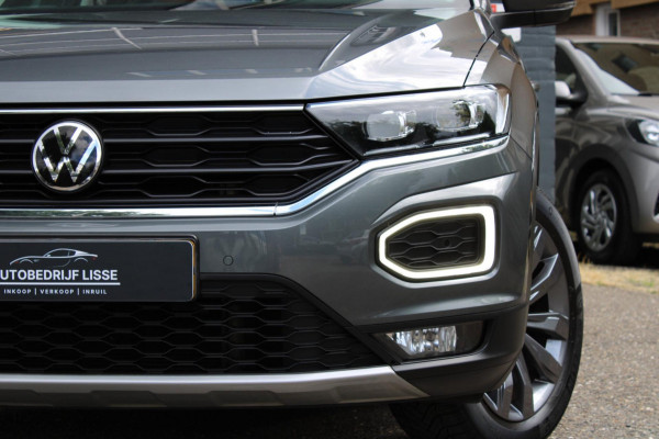 Volkswagen T-Roc 1.0 TSI Style Business Pano Virtual Carplay Volkswagen T-Roc 1.0 TSI Style Business Pano Virtual Carplay