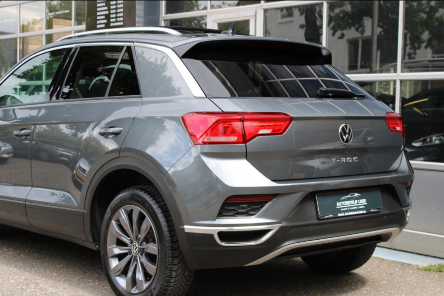 Volkswagen T-Roc 1.0 TSI Style Business Pano Virtual Carplay Volkswagen T-Roc 1.0 TSI Style Business Pano Virtual Carplay