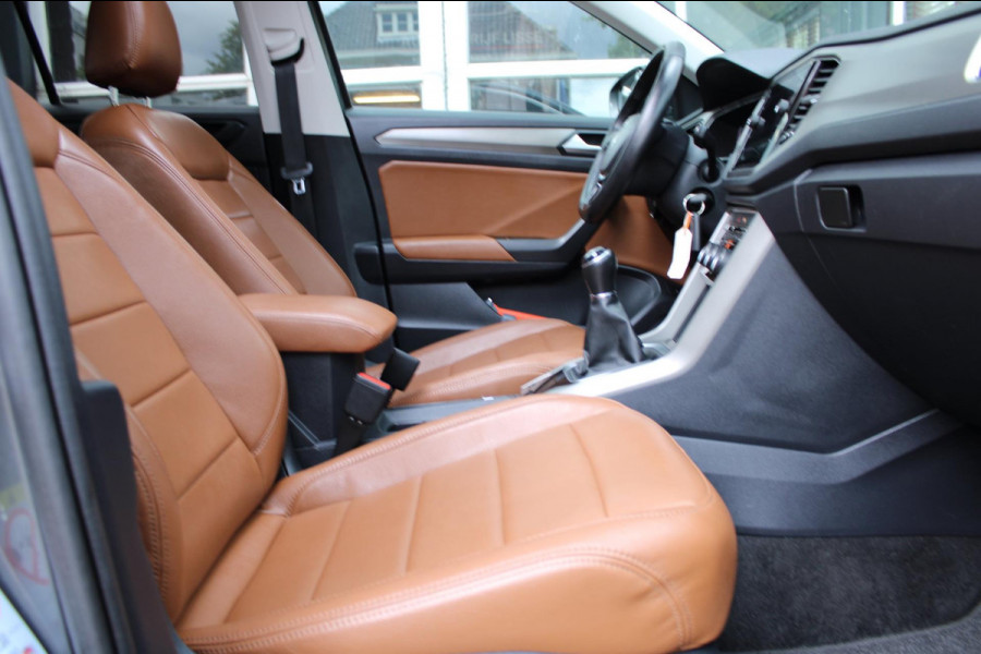 Volkswagen T-Roc 1.0 TSI Style Business Pano Virtual Carplay Volkswagen T-Roc 1.0 TSI Style Business Pano Virtual Carplay