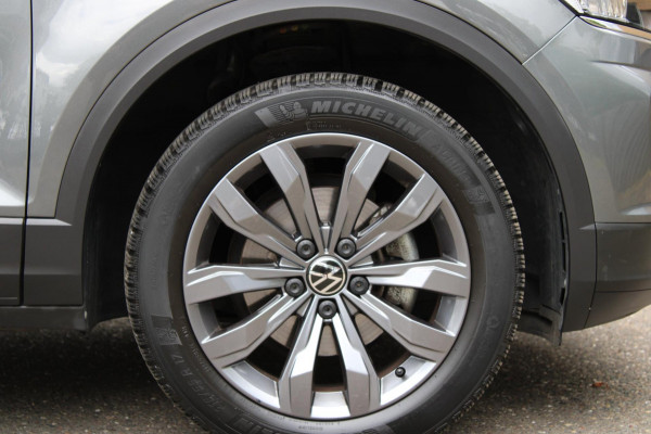 Volkswagen T-Roc 1.0 TSI Style Business Pano Virtual Carplay Volkswagen T-Roc 1.0 TSI Style Business Pano Virtual Carplay