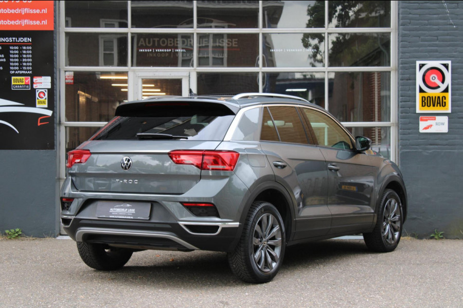 Volkswagen T-Roc 1.0 TSI Style Business Pano Virtual Carplay Volkswagen T-Roc 1.0 TSI Style Business Pano Virtual Carplay