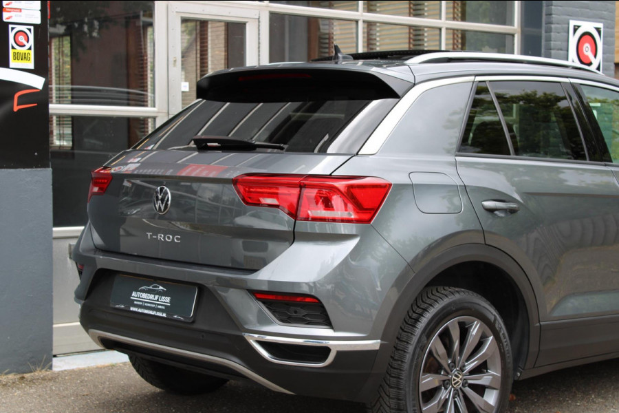 Volkswagen T-Roc 1.0 TSI Style Business Pano Virtual Carplay Volkswagen T-Roc 1.0 TSI Style Business Pano Virtual Carplay