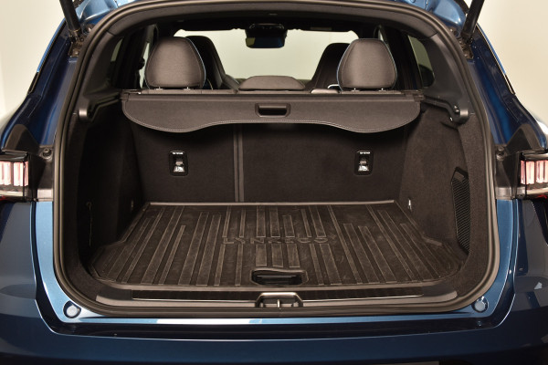 Lynk & Co 01 1.5 PHEV 261PK MY23 | Donkere hemel | 360 Camera | 7.4 kWh boordlader | S/K-panodak | Adapt. Cruise | Memory | Elek. klep | LM 20" | 1388