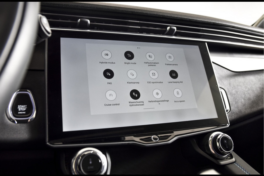 Lynk & Co 01 1.5 PHEV 261PK MY23 | Donkere hemel | 360 Camera | 7.4 kWh boordlader | S/K-panodak | Adapt. Cruise | Memory | Elek. klep | LM 20" | 1388