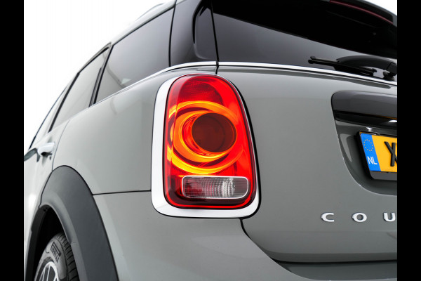 MINI Countryman 2.0 Cooper S Knightsbridge Edition JCW-Sportpack Aut. *PANO |  LUXURY-LEATHER | FULL-LED | HARMAN/KARDON-AUDIO | HEATED-SPORTSEATS | KEYLESS | CAMERA | AMBIENT-LIGHT | NAVI-FULLMAP | HEAD-UP | PRIVACY-GLASS | SHIFT-PADDLES | 18''ALU*