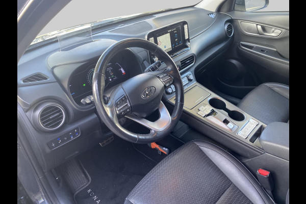 Hyundai Kona EV Premium 64 kWh | Stoelventilatie/verwarming