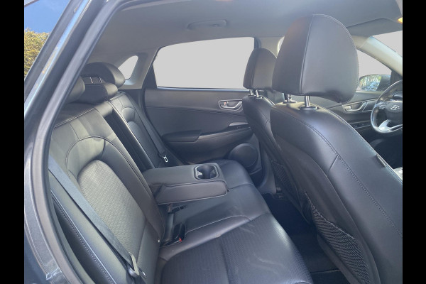 Hyundai Kona EV Premium 64 kWh | Stoelventilatie/verwarming