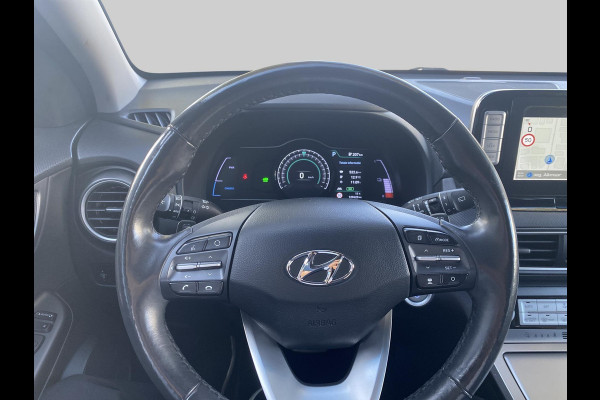Hyundai Kona EV Premium 64 kWh | Stoelventilatie/verwarming