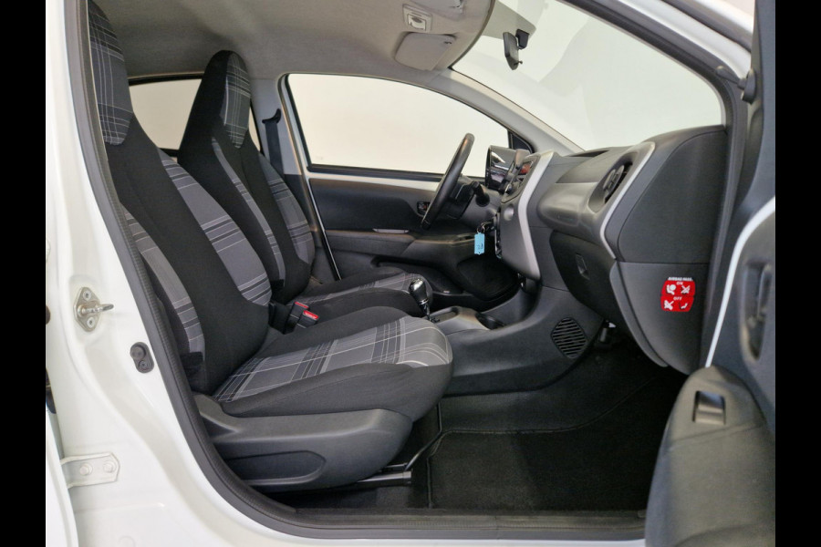 Peugeot 108 1.0 VTi Active Automaat | Airco | Bluetooth | Parkeersensoren achter