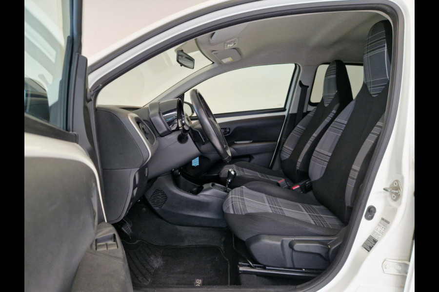 Peugeot 108 1.0 VTi Active Automaat | Airco | Bluetooth | Parkeersensoren achter