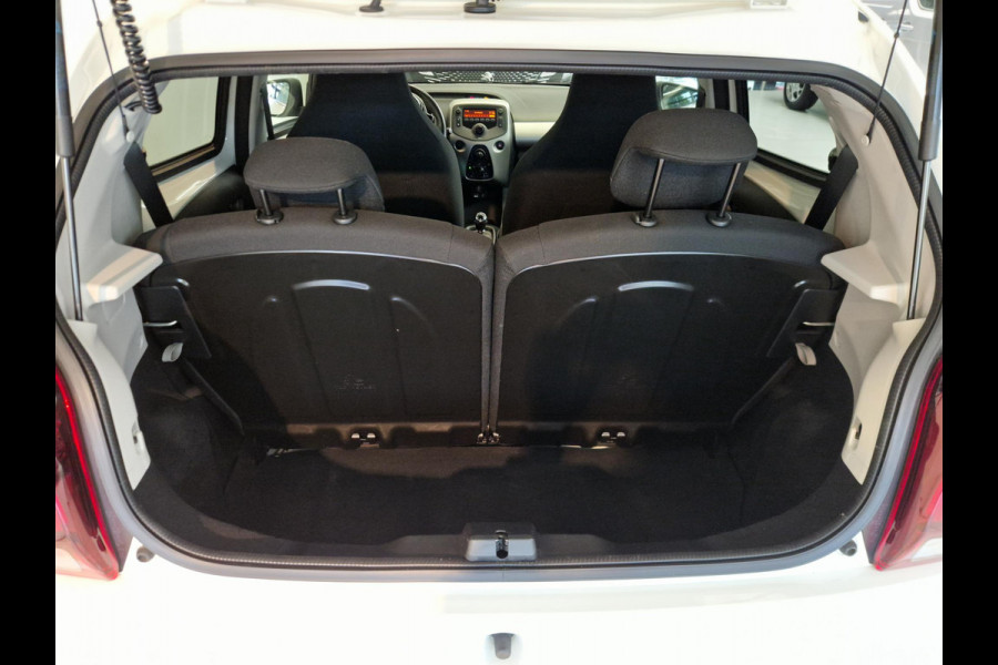 Peugeot 108 1.0 VTi Active Automaat | Airco | Bluetooth | Parkeersensoren achter