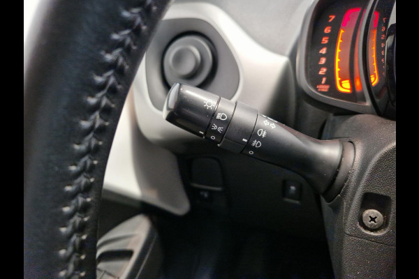 Peugeot 108 1.0 VTi Active Automaat | Airco | Bluetooth | Parkeersensoren achter