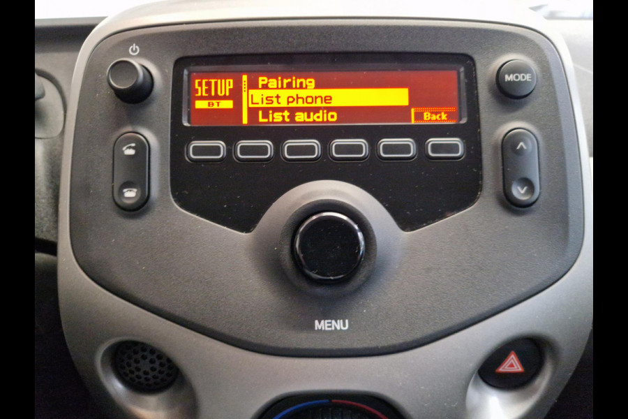 Peugeot 108 1.0 VTi Active Automaat | Airco | Bluetooth | Parkeersensoren achter