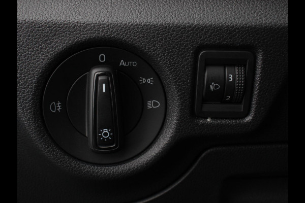 Škoda Kamiq 1.5 TSI 150pk Style DSG | Navigatie | Apple Carplay / Android Auto | Climate Control | Parkeer sensoren | DAB