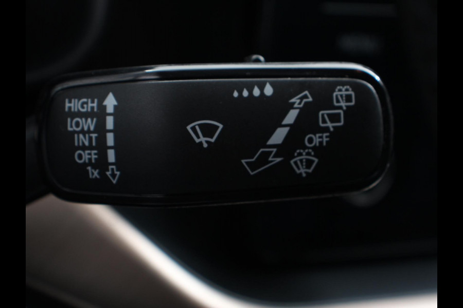 Škoda Kamiq 1.5 TSI 150pk Style DSG | Navigatie | Apple Carplay / Android Auto | Climate Control | Parkeer sensoren | DAB