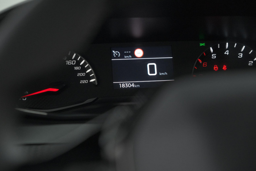 Peugeot 208 PureTech 100 Allure Pack | Camera | Apple Carplay | Stoelverwarming | Parkeersensoren