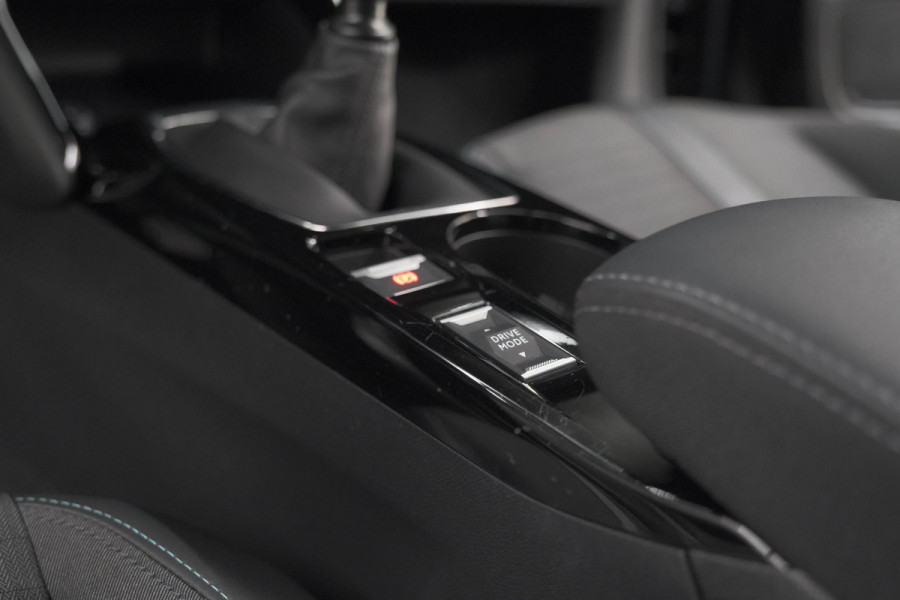 Peugeot 208 PureTech 100 Allure Pack | Camera | Apple Carplay | Stoelverwarming | Parkeersensoren
